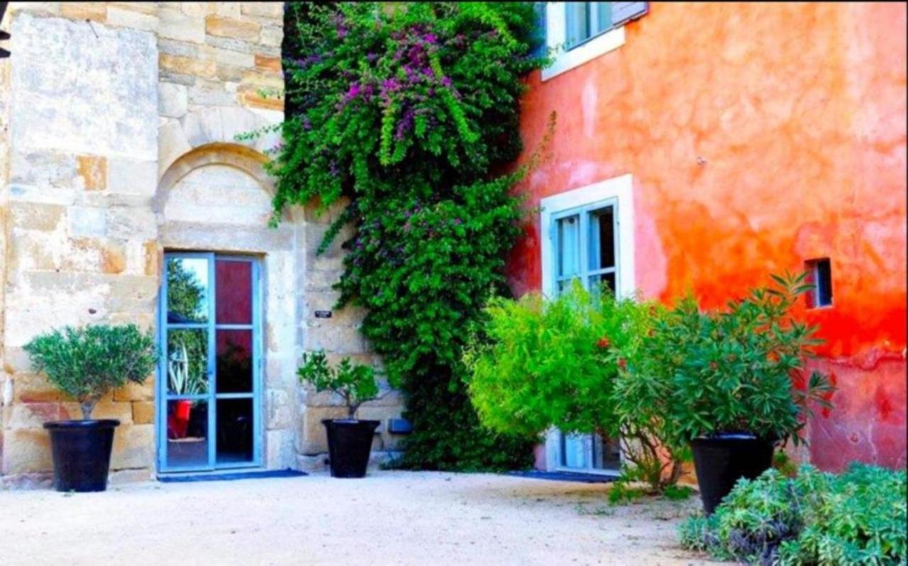 ホテルDomaine Sainte Colombe エクステリア 写真