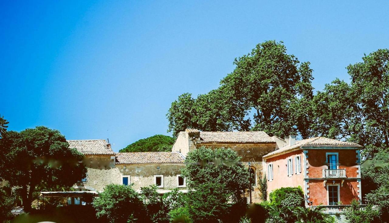 ホテルDomaine Sainte Colombe エクステリア 写真